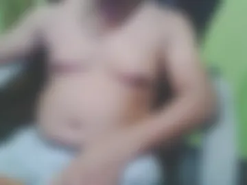 hugedguy2023 live webcam preview