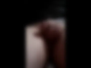 hugepecker131 live webcam preview