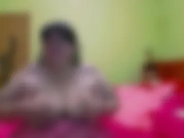 hugetitsxxx webcam preview