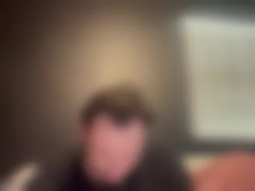 hungandcloudy photo 3