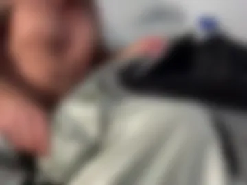 hungsolow6943 photo 7