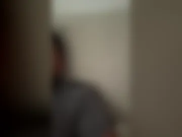 huttiloves69 live webcam preview