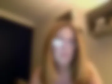 iampoppyy photo 2