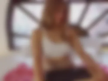 illayna live webcam preview