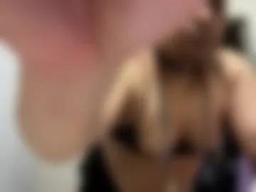 inandout001 live webcam preview