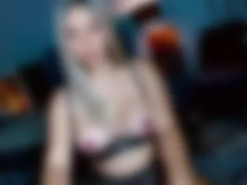 insatiable_queen16 photo 3