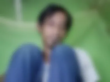 interne8famous photo 5