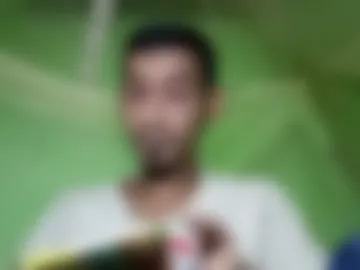 interne8famous photo 3