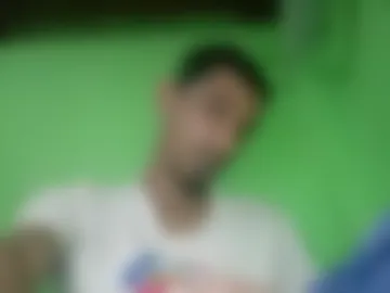 interne8famous webcam preview