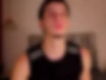 isaacblaze_ photo 3