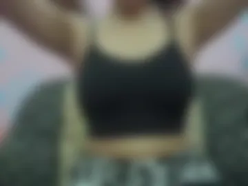 ishika_singh_ photo 2