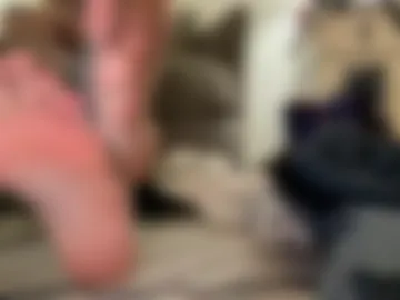 ishouldntbeonhereagain webcam preview