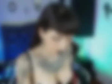 isisraichuu webcam preview