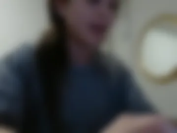 itspeachylola photo 4