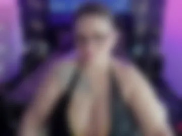ivonnee17_ photo 2