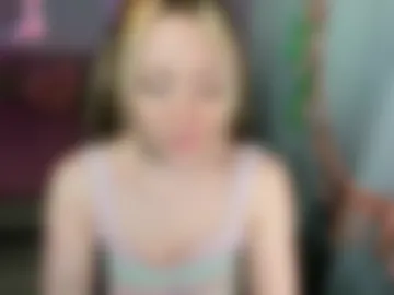 izzyholly photo 7