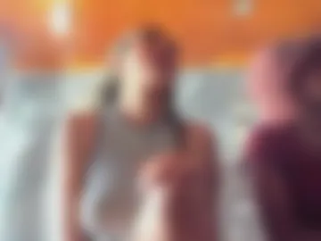 jade_petitee live webcam preview