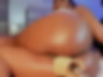 janelledayana photo 4