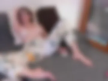 janelyrne webcam preview