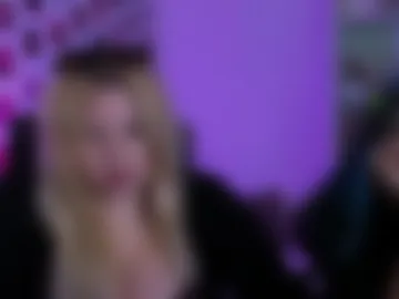 juli_kisss webcam preview