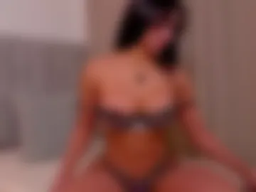 julianagreyx photo 7