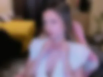 julie_flores webcam preview