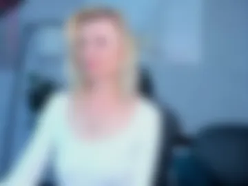 julie_lucasss webcam preview