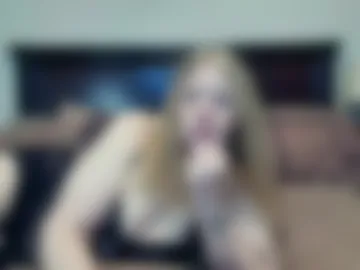 julieholliday webcam preview
