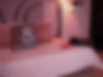 jullianapriv_ photo 6