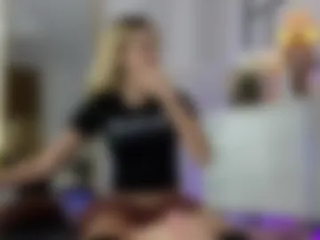 jully_lov webcam preview