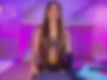 karinaadoll webcam preview