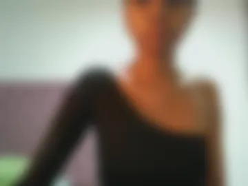 karinegigi photo 3