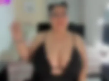 karlaalane photo 3