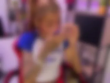 karlaslutskinny__ webcam preview