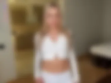 karlenegries photo 3