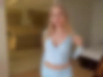 karlenegries photo 4