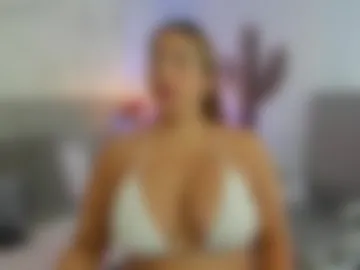 karlla_brown photo 2