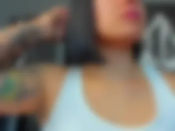 karlyjons_ photo 2