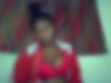 karoliee photo 5