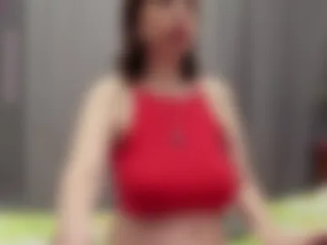 karolinecher photo 4