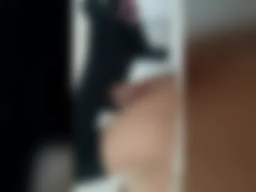kat_femboy live webcam preview