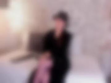 kate_thompson_ photo 4