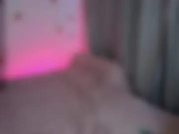 katrin_james photo 8