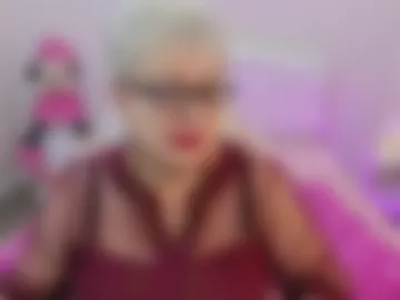 kaylesmoll photo 4