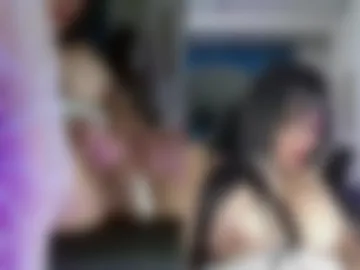 kelly_squirting photo 2