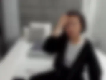 kellyy_bern webcam preview