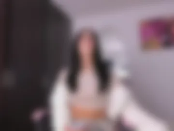 kendal_hot1 photo 2