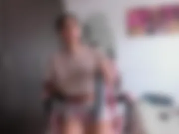 kendal_hot1 photo 6