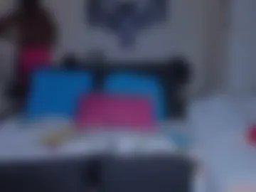 kerlysmith24 photo 3