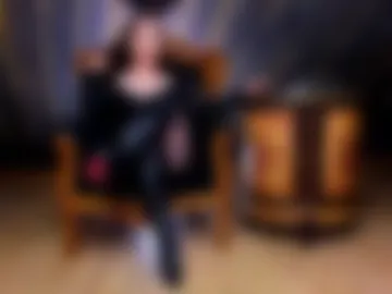 khaleesidomme photo 4